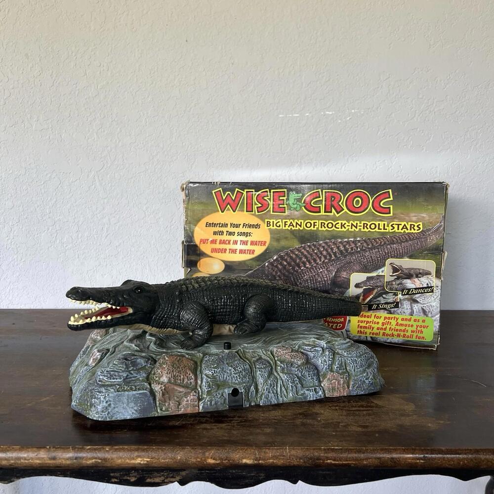 Wise Croc‎ Singing Dancing Animatronic Crocodile / Alligator